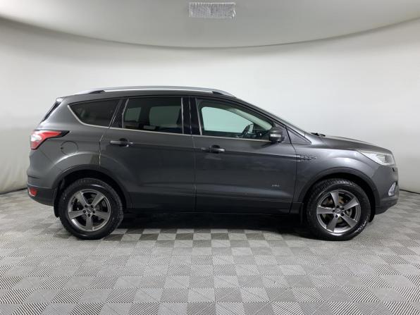 Ford Kuga II Рестайлинг с пробегом 2017 года, цена 1 765 000 рублей, 55330 км, внедорожник, Автокод Объявления