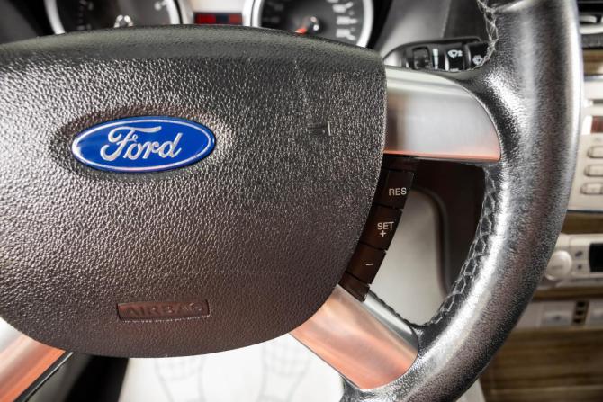 Ford Focus II с пробегом 2008 года, цена 509 000 рублей, 240000 км, хэтчбек, Автокод Объявления