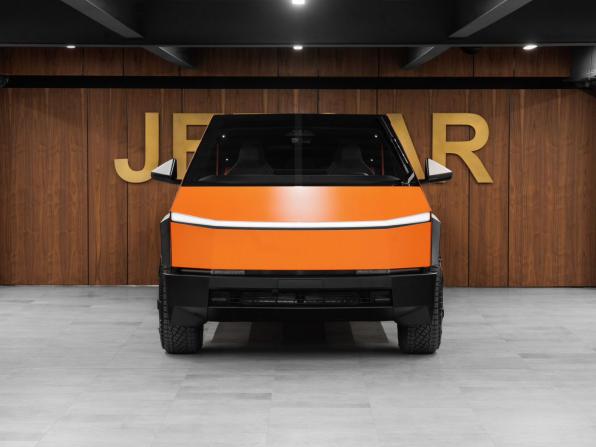 Tesla Cybertruck с пробегом 2024 года, цена 20 500 000 рублей, 2182 км, пикап, Автокод Объявления