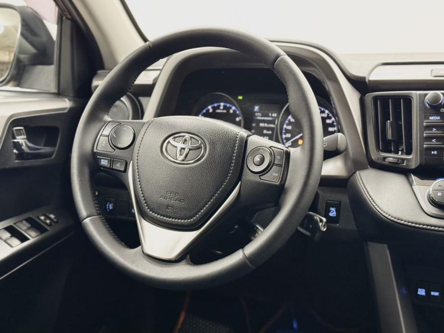 Toyota RAV4 IV (XA40) Рестайлинг Вологда  - изображение 15