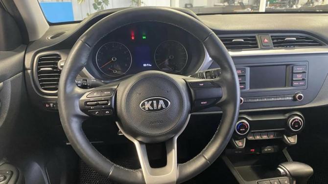 Kia Rio IV Рестайлинг с пробегом 2021 года, цена 1 760 000 рублей, 83200 км, хэтчбек, Автокод Объявления