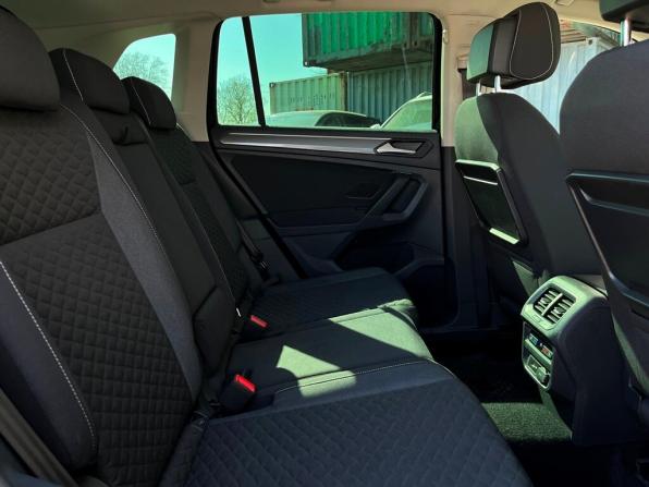 Volkswagen Tiguan II с пробегом 2018 года, цена 1 763 900 рублей, 222992 км, внедорожник, Автокод Объявления
