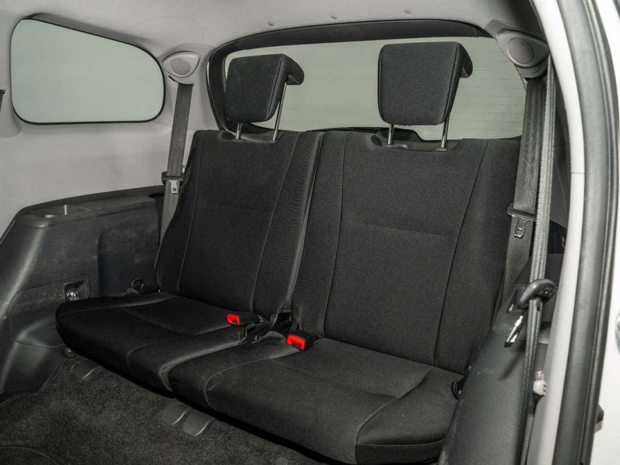 Toyota Wish II Рестайлинг Иркутск  - изображение 8