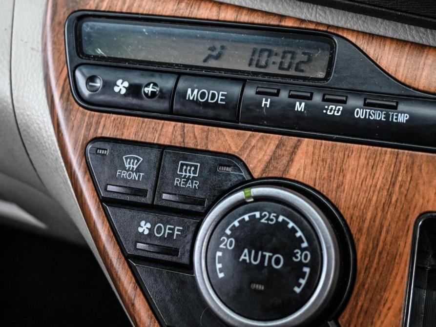 Toyota ISis I Рестайлинг Новороссийск  - изображение 19