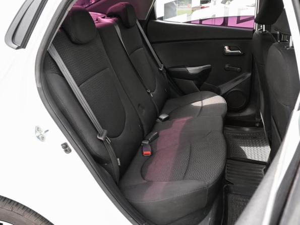 Kia Rio III Рестайлинг с пробегом 2016 года, цена 1 055 000 рублей, 110794 км, седан, Автокод Объявления
