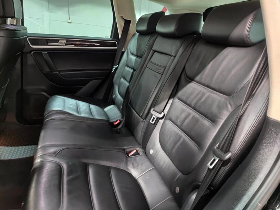 Volkswagen Touareg II Рестайлинг Казань  - изображение 15