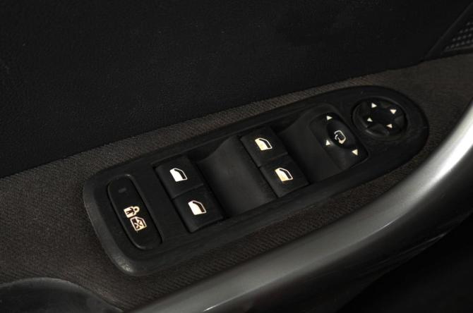Peugeot 308 I с пробегом 2011 года, цена 499 000 рублей, 124808 км, хэтчбек, Автокод Объявления