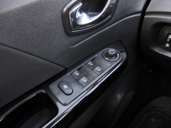 Renault Kaptur I с пробегом 2017 года, цена 1 648 000 рублей, 89471 км, внедорожник, Автокод Объявления