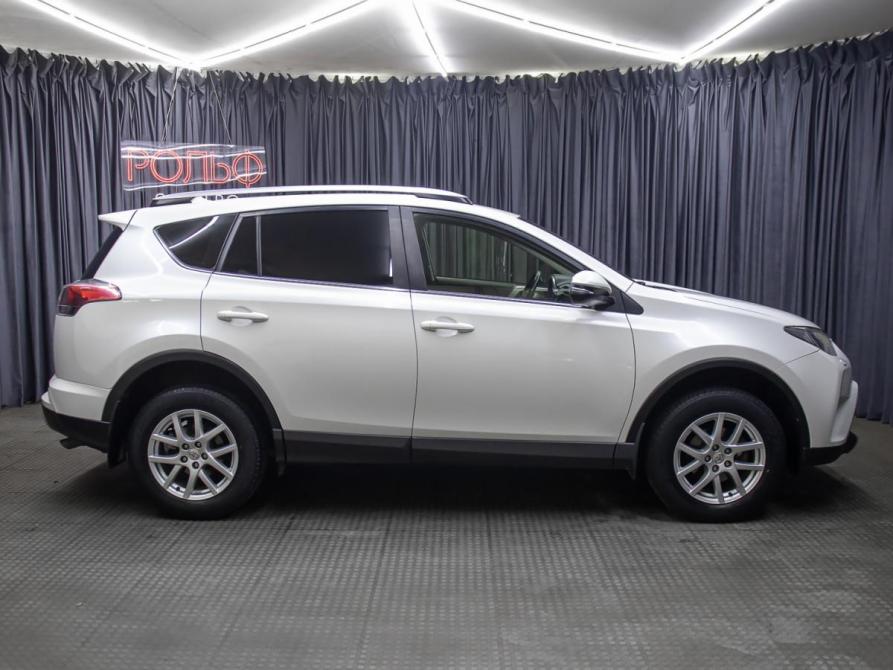 Toyota RAV4 IV (XA40) Рестайлинг Москва  - изображение 4