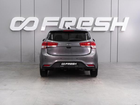 Kia Rio III Рестайлинг с пробегом 2017 года, цена 1 200 000 рублей, 103704 км, хэтчбек, Автокод Объявления