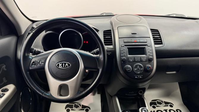 Kia Soul I Рестайлинг с пробегом 2012 года, цена 730 000 рублей, 173200 км, хэтчбек, Автокод Объявления