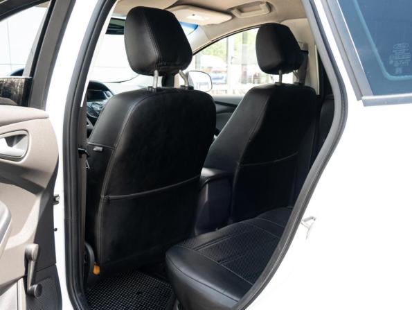 Ford Focus III с пробегом 2013 года, цена 680 000 рублей, 297852 км, хэтчбек, Автокод Объявления