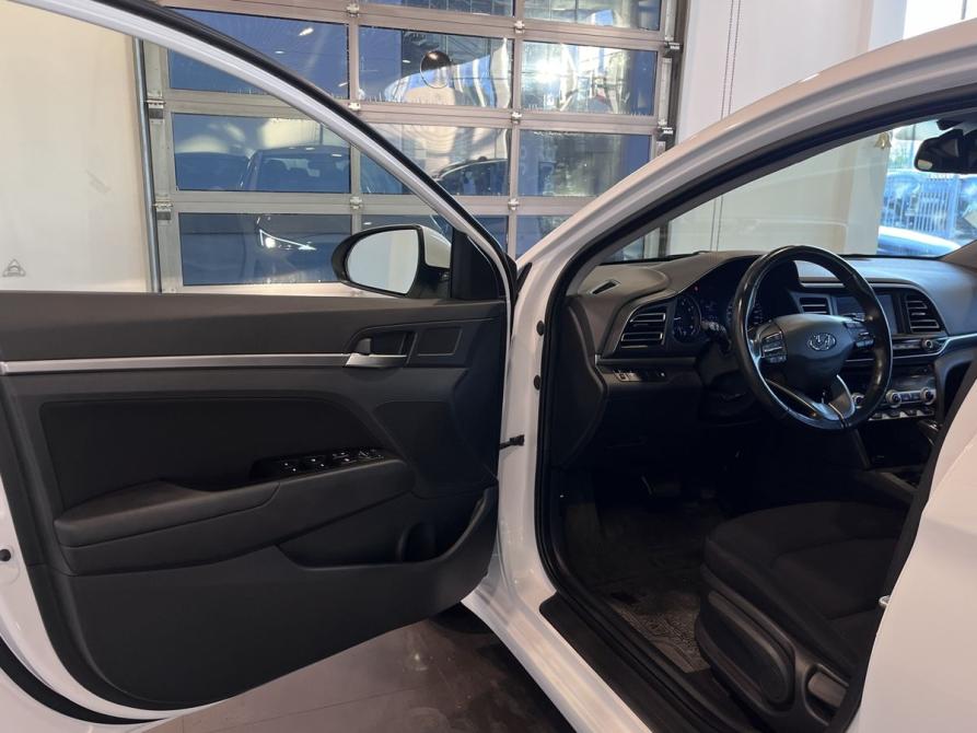 Hyundai Elantra VI (AD) Рестайлинг Чебоксары  - изображение 21