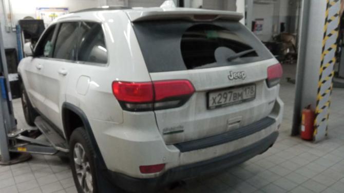 Jeep Grand Cherokee IV (WK2) Рестайлинг с пробегом 2014 года, цена 2 205 000 рублей, 131074 км, внедорожник, Автокод Объявления