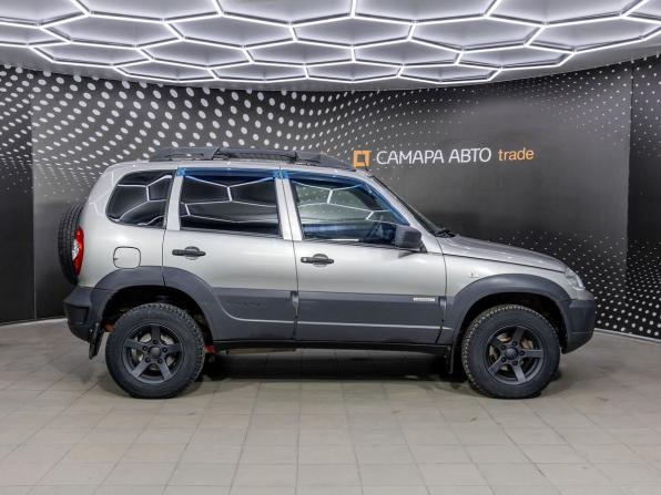Chevrolet Niva I Рестайлинг с пробегом 2016 года, цена 535 000 рублей, 134000 км, внедорожник, Автокод Объявления