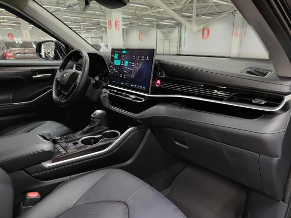 Toyota Highlander IV (XU70) с пробегом 2026 года, цена 4 990 000 рублей, 9651 км, внедорожник, Автокод Объявления