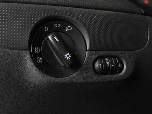 Volkswagen Jetta VI Рестайлинг с пробегом 2015 года, цена 999 000 рублей, 142700 км, седан, Автокод Объявления