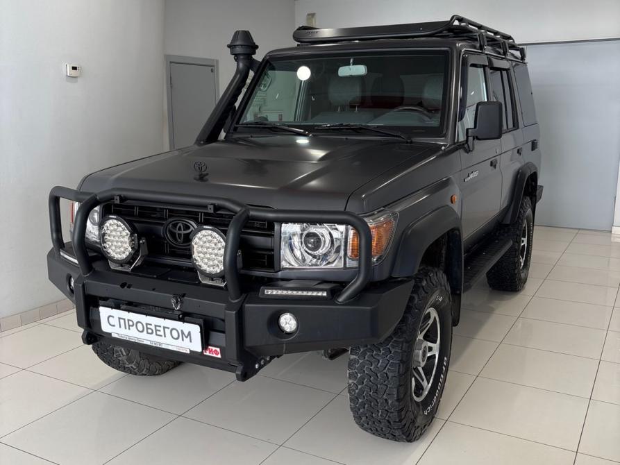 Toyota Land Cruiser 70 Series Рестайлинг 1 Омск  - изображение 1