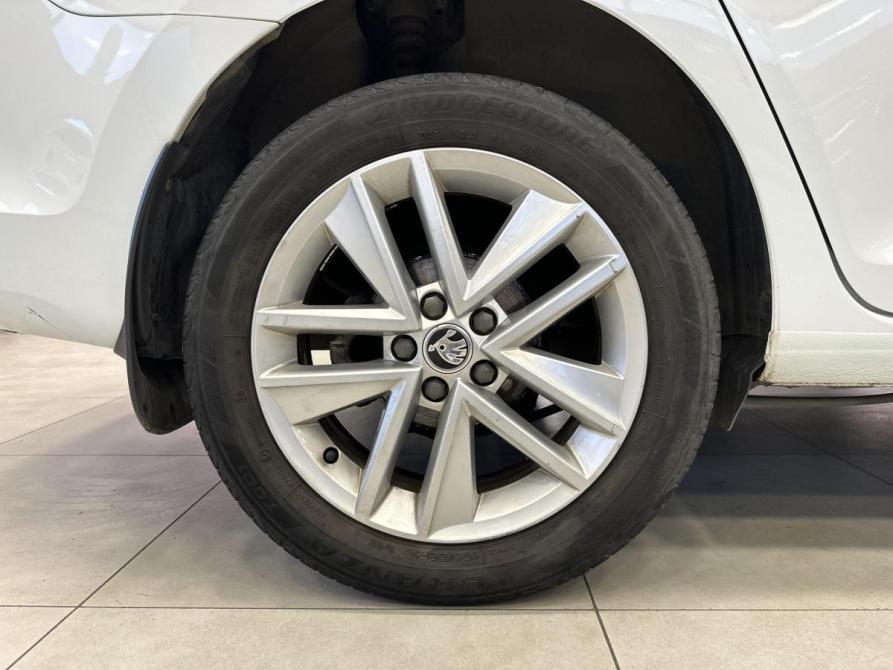 Skoda Rapid I Рестайлинг Москва  - изображение 18