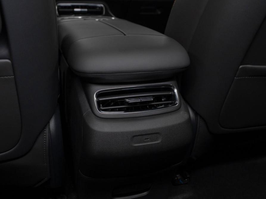 Changan Qiyuan Q07 Москва  - изображение 15