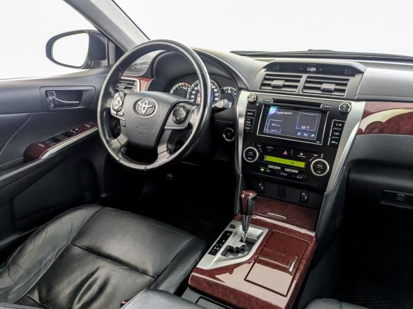 Toyota Camry VII (XV50) с пробегом 2014 года, цена 1 995 000 рублей, 269004 км, седан, Автокод Объявления