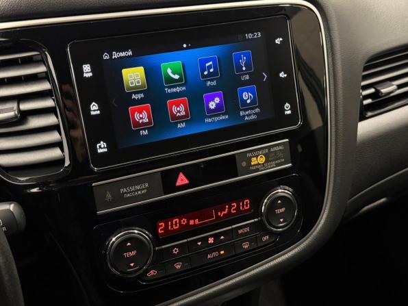 Mitsubishi Outlander III Рестайлинг 3 с пробегом 2019 года, цена 2 065 000 рублей, 93198 км, внедорожник, Автокод Объявления