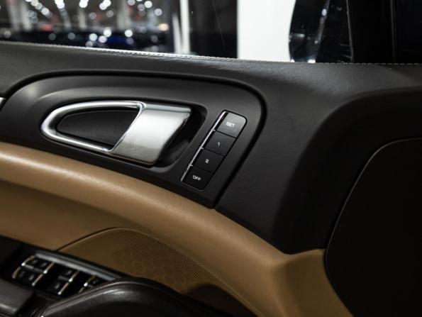 Porsche Cayenne II (958) с пробегом 2011 года, цена 2 150 000 рублей, 230847 км, внедорожник, Автокод Объявления