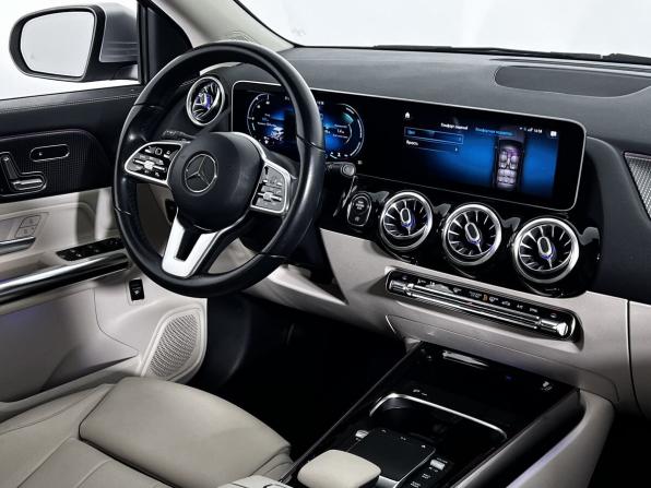 Mercedes-Benz GLA II (H247) с пробегом 2020 года, цена 3 600 000 рублей, 63242 км, внедорожник, Автокод Объявления