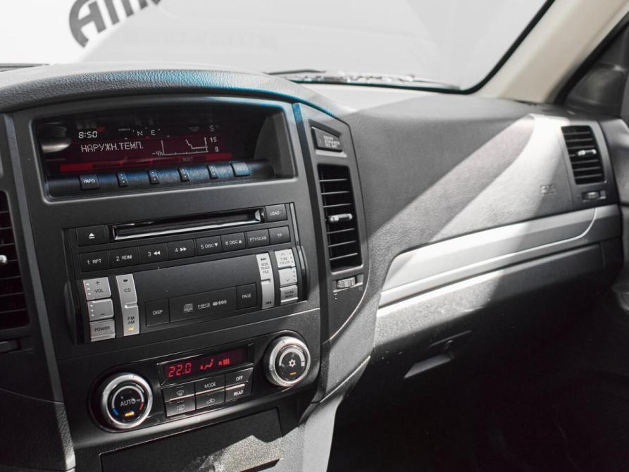 Mitsubishi Pajero IV Рестайлинг 1 Екатеринбург  - изображение 16