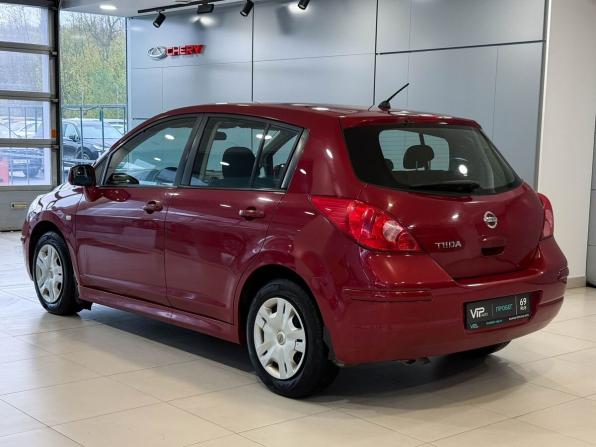 Nissan Tiida I Рестайлинг с пробегом 2010 года, цена 867 000 рублей, 75822 км, хэтчбек, Автокод Объявления