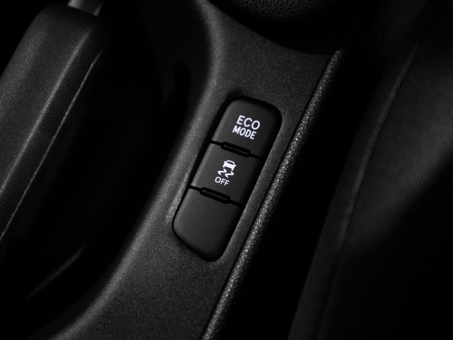 Toyota Yaris IV Иркутск  - изображение 17
