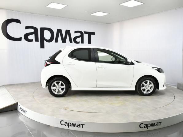 Toyota Yaris IV с пробегом 2020 года, цена 1 145 000 рублей, 115009 км, хэтчбек, Автокод Объявления