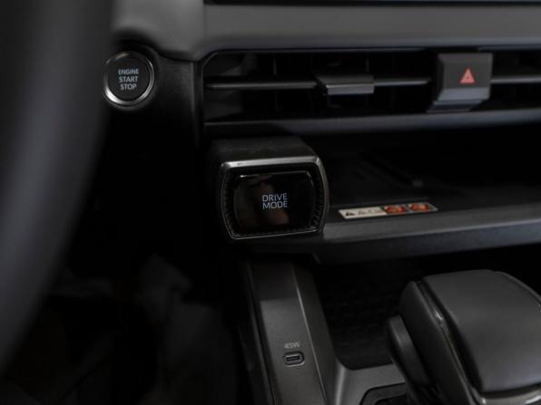 Toyota RAV4 VI (XA60) с пробегом 2026 года, цена 4 250 000 рублей, 25 км, внедорожник, Автокод Объявления