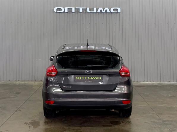 Ford Focus III Рестайлинг с пробегом 2015 года, цена 947 000 рублей, 185000 км, хэтчбек, Автокод Объявления