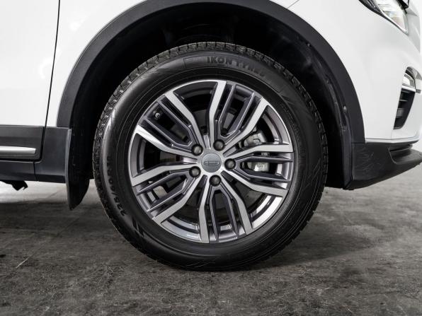 Geely Atlas Pro с пробегом 2022 года, цена 2 045 500 рублей, 48408 км, внедорожник, Автокод Объявления