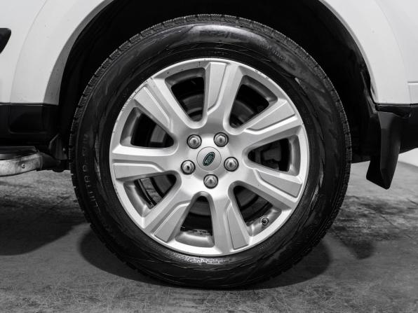 Land Rover Discovery IV с пробегом 2013 года, цена 1 875 000 рублей, 273000 км, внедорожник, Автокод Объявления