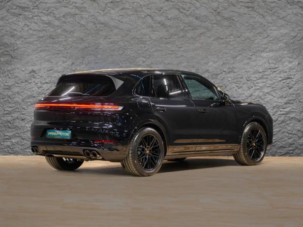 Новый Porsche Cayenne III Рестайлинг 2026 года, цена 17 990 000 рублей, внедорожник, Автокод Объявления