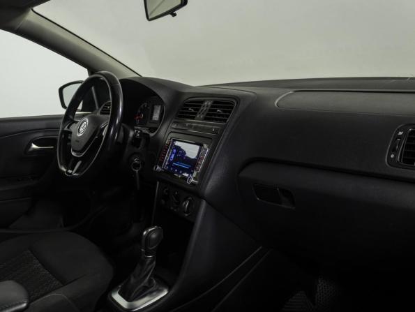Volkswagen Polo V Рестайлинг с пробегом 2015 года, цена 899 000 рублей, 187500 км, седан, Автокод Объявления
