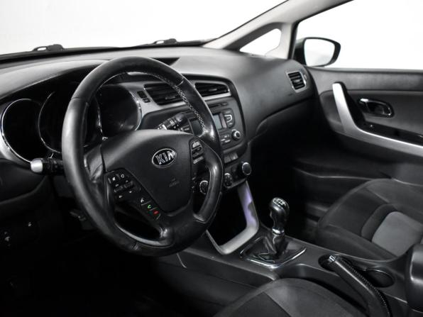 Kia Ceed II с пробегом 2013 года, цена 690 000 рублей, 203093 км, универсал, Автокод Объявления