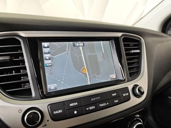 Hyundai Solaris II с пробегом 2017 года, цена 1 451 000 рублей, 37401 км, седан, Автокод Объявления