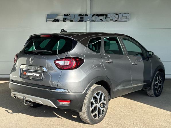 Renault Kaptur I с пробегом 2019 года, цена 1 749 000 рублей, 97000 км, внедорожник, Автокод Объявления