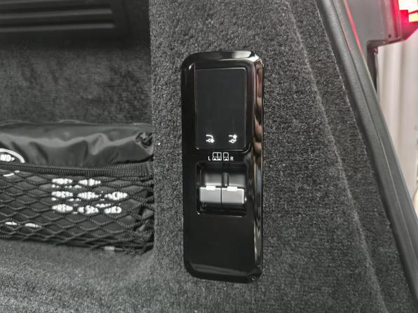 Land Rover Range Rover Sport III с пробегом 2024 года, цена 16 999 000 рублей, 20153 км, внедорожник, Автокод Объявления