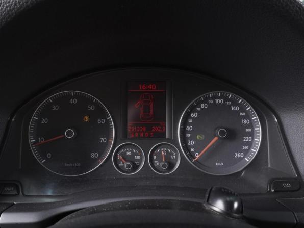 Volkswagen Jetta V с пробегом 2008 года, цена 759 000 рублей, 291338 км, седан, Автокод Объявления