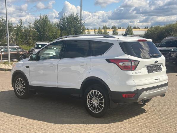 Ford Kuga II Рестайлинг с пробегом 2018 года, цена 1 865 000 рублей, 110500 км, внедорожник, Автокод Объявления