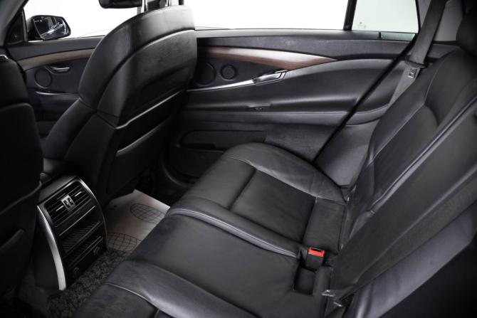 BMW 5 серии VI (F10/F11/F07) с пробегом 2010 года, цена 1 849 000 рублей, 246000 км, универсал, Автокод Объявления