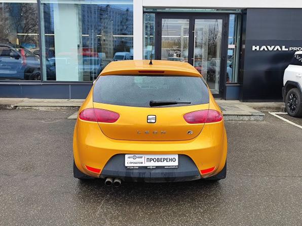 SEAT Leon II Рестайлинг с пробегом 2011 года, цена 979 000 рублей, 242832 км, хэтчбек, Автокод Объявления