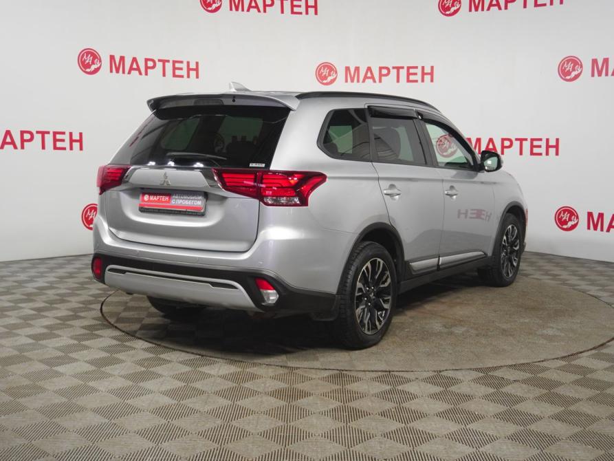 Mitsubishi Outlander III Рестайлинг 3 Вологда  - изображение 5