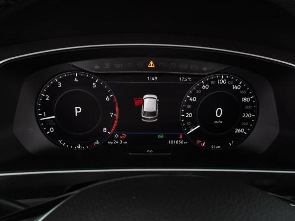 Volkswagen Tiguan II с пробегом 2018 года, цена 2 703 000 рублей, 101858 км, внедорожник, Автокод Объявления
