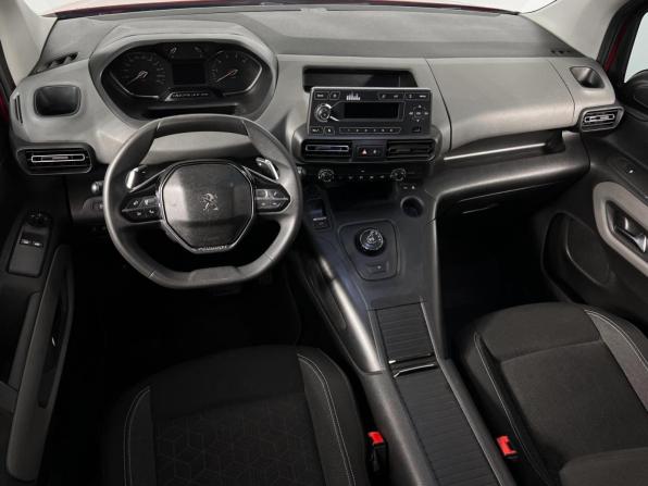 Peugeot Rifter I с пробегом 2019 года, цена 2 199 900 рублей, 116674 км, компактвэн, Автокод Объявления