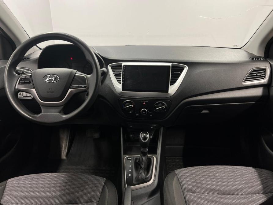Hyundai Solaris II Санкт-Петербург  - изображение 18